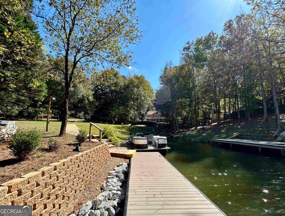 381 East Riverbend DR