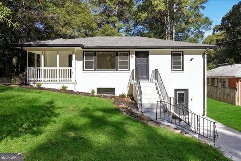 Photo of 1897 Calloway Drive NW, Atlanta, GA 30314 (MLS # 10877794)