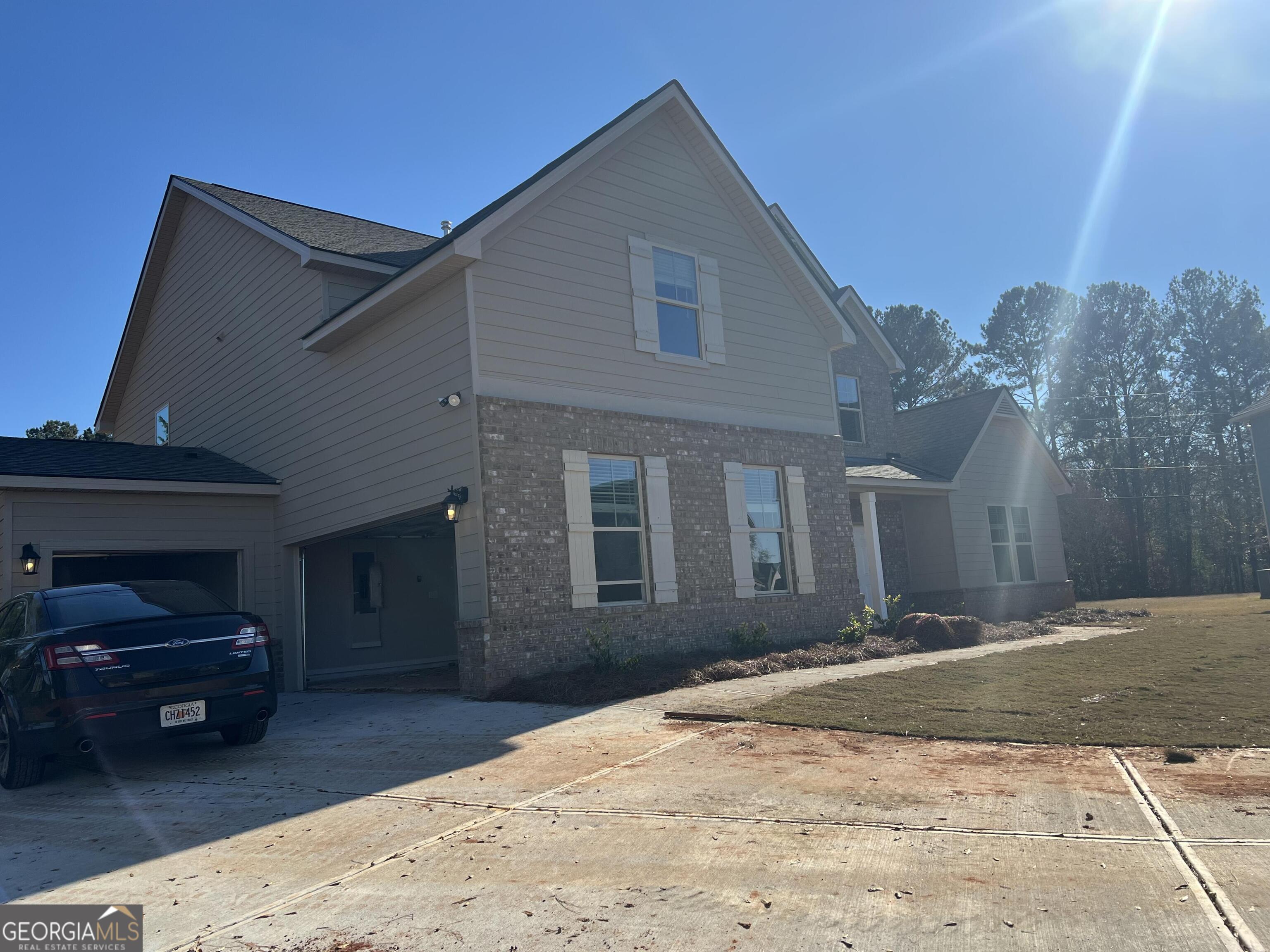1100 Gilbert CT