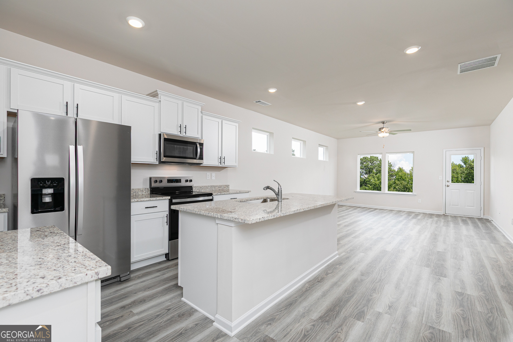 727 Berkeley DR