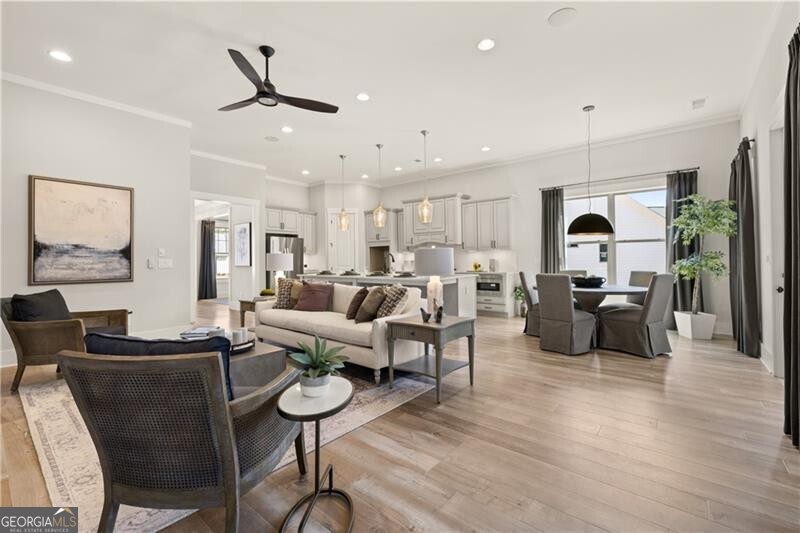 Snellville, Georgia 30078, United States, 2 Bedrooms Bedrooms, ,2 BathroomsBathrooms,Residential,Active,19122