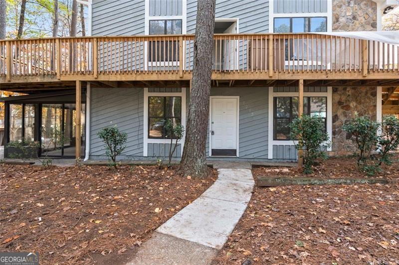 Old Roswell Corners - Residential Lease