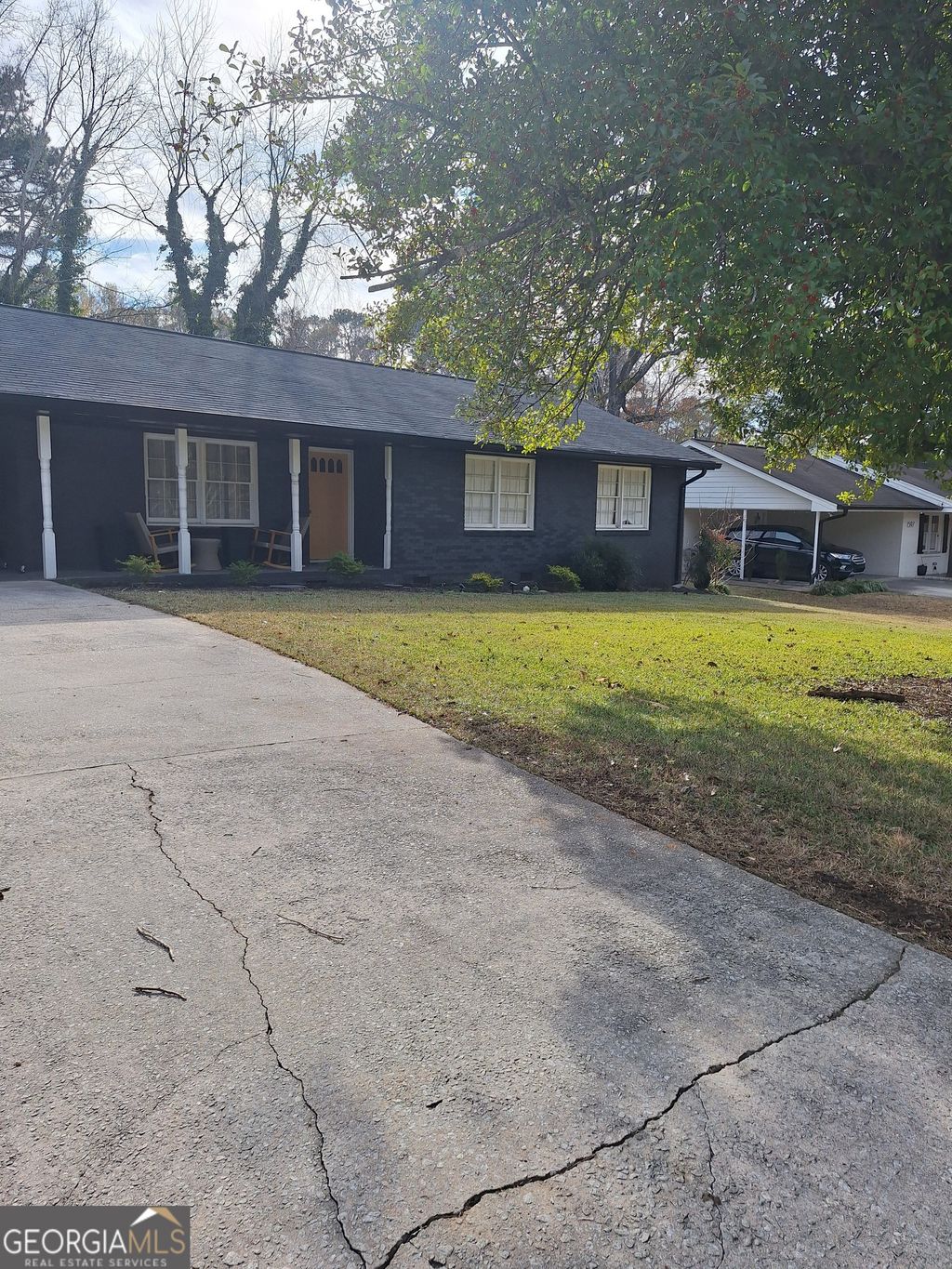 Photo of 1605 Brockett Road, Tucker, GA 30084 (MLS # 10667488)