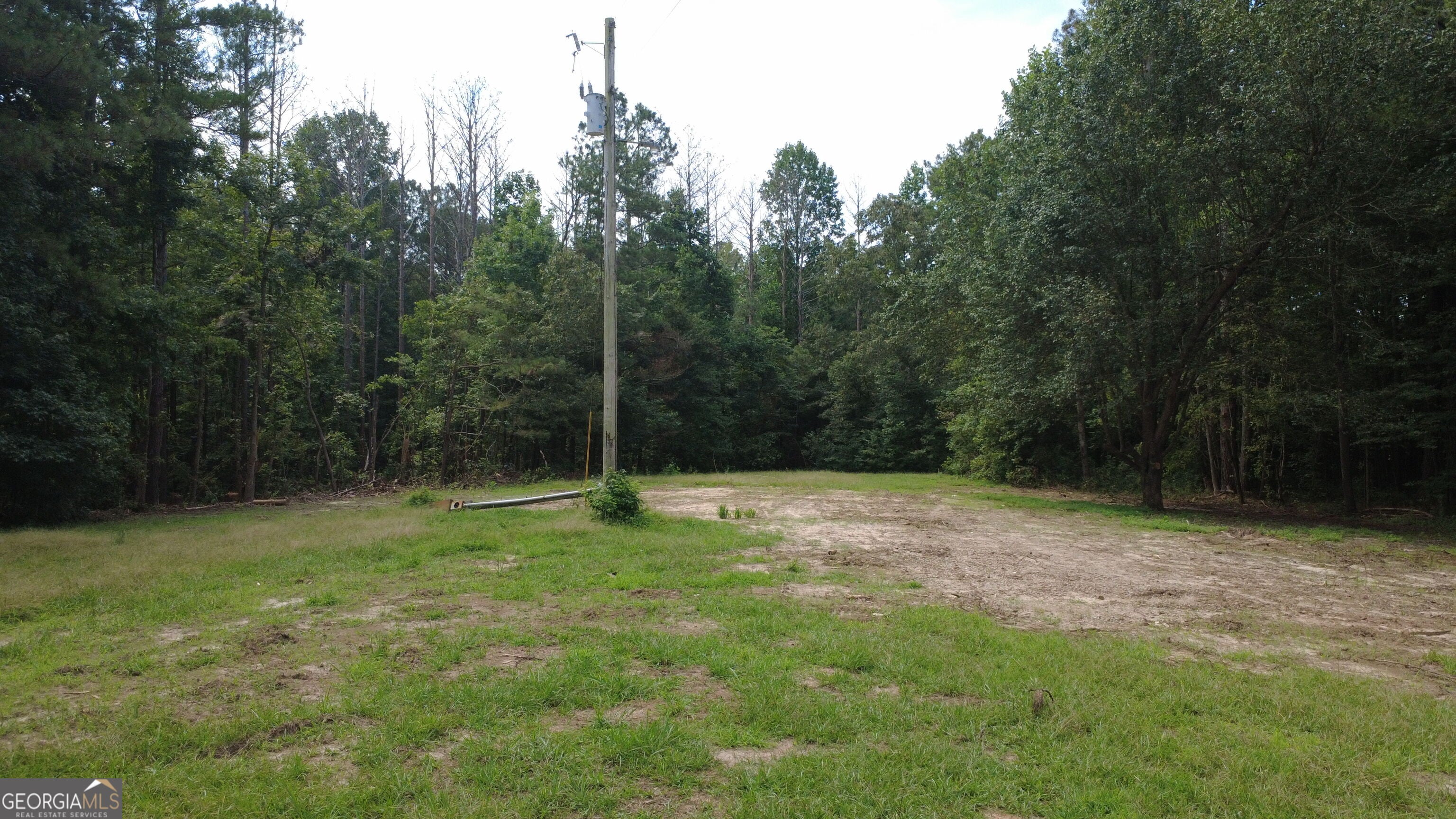 740 Barnes RD