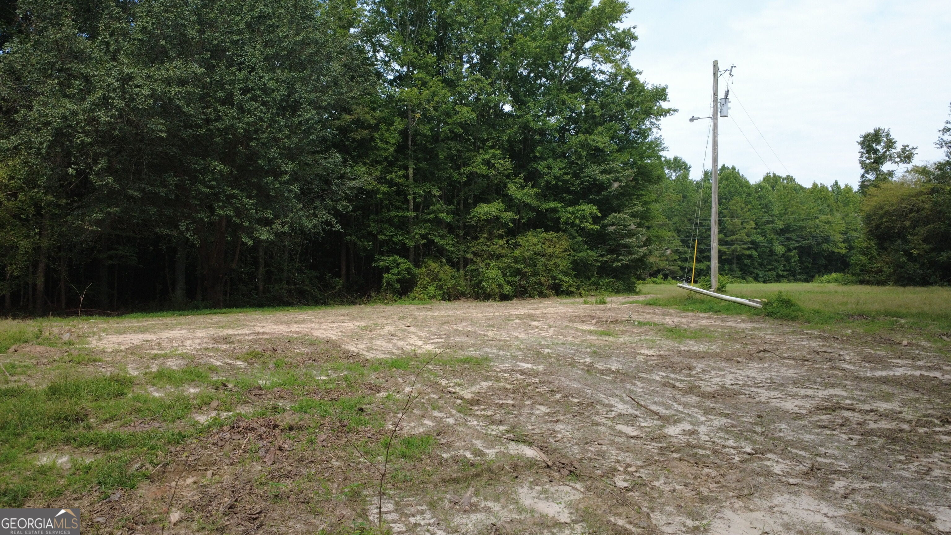 740 Barnes RD