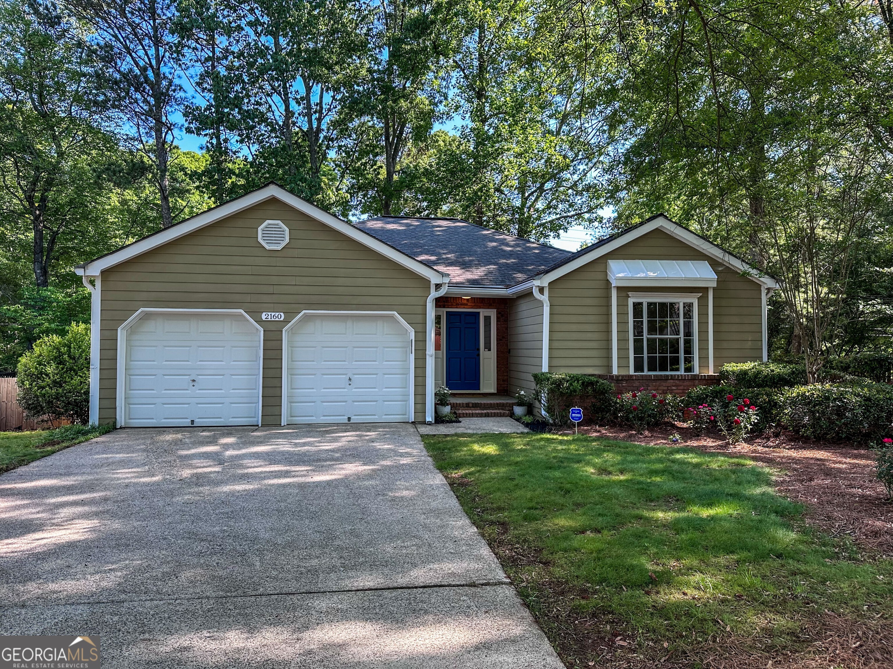2160 Towne Manor DR NW