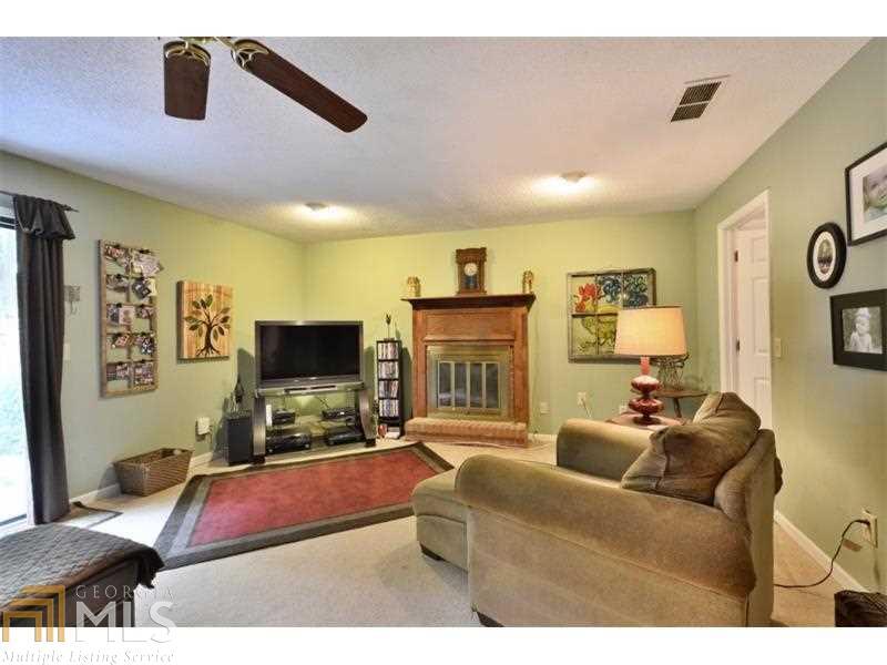 Lakeside At Berkeley Manor - Residential