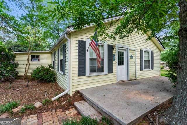 711 S Pine Hill RD