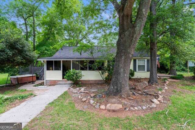 711 S Pine Hill RD