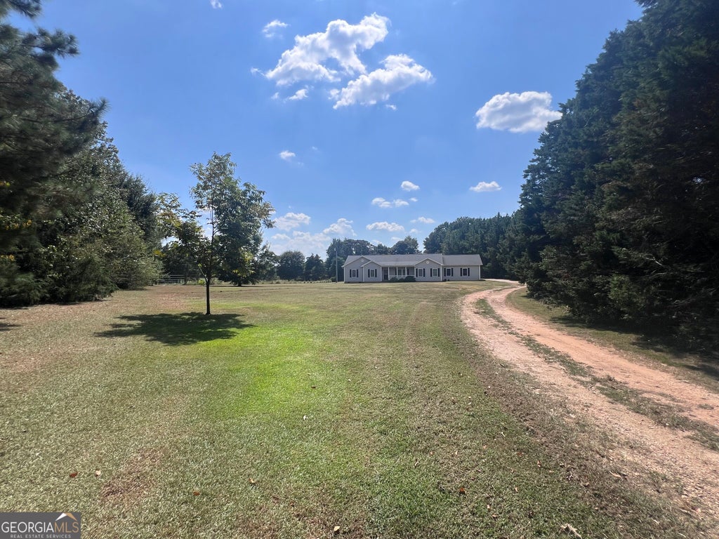 Photo of 135 Hunt Road, Martin, GA 30557 (MLS # 10841132)