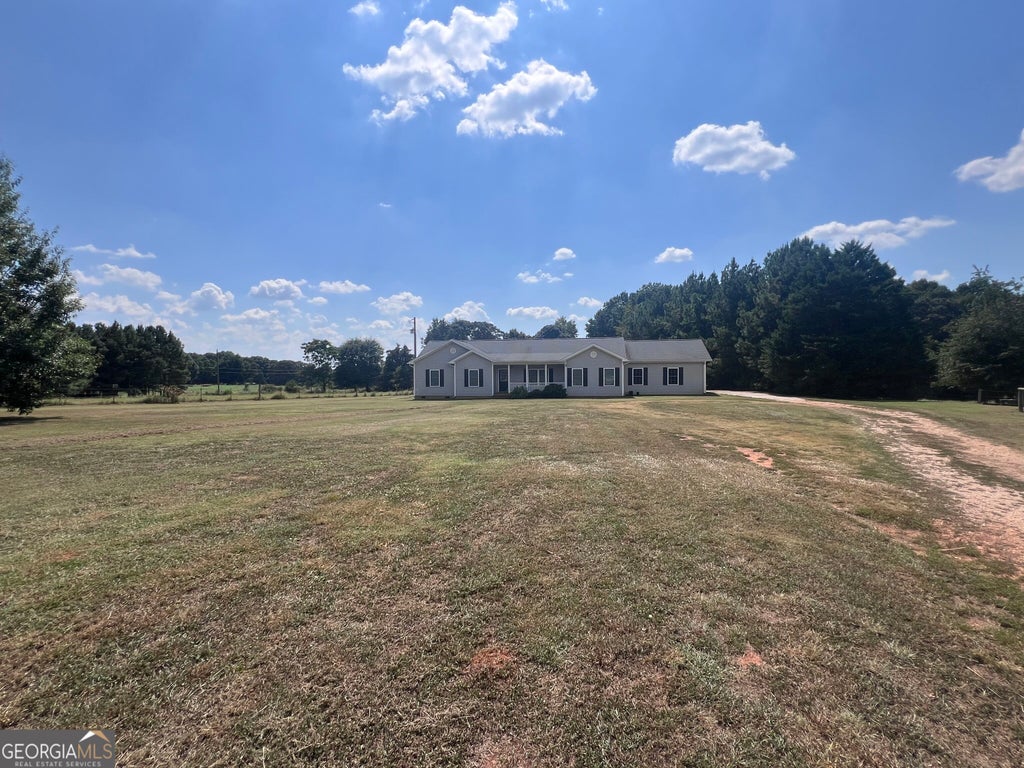 Photo of 135 Hunt Road, Martin, GA 30557 (MLS # 10841132)