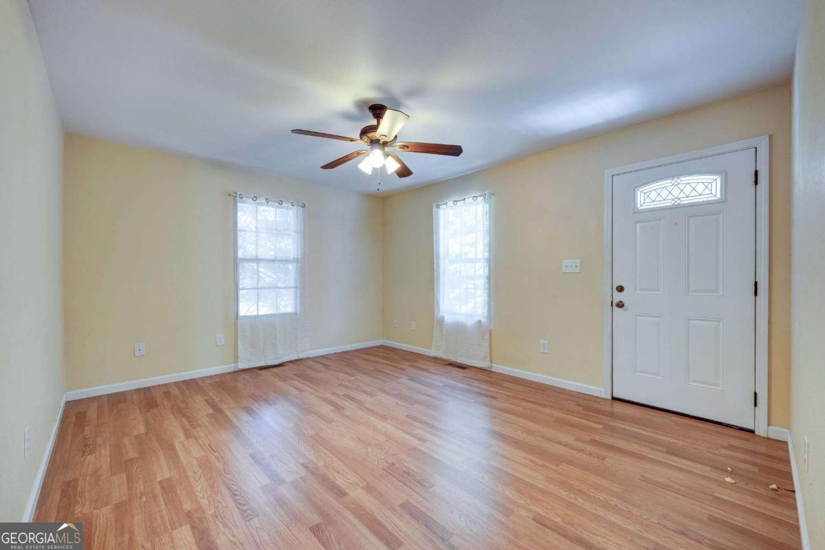 426 Austin ST