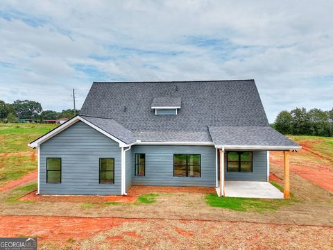 A home in Carnesville