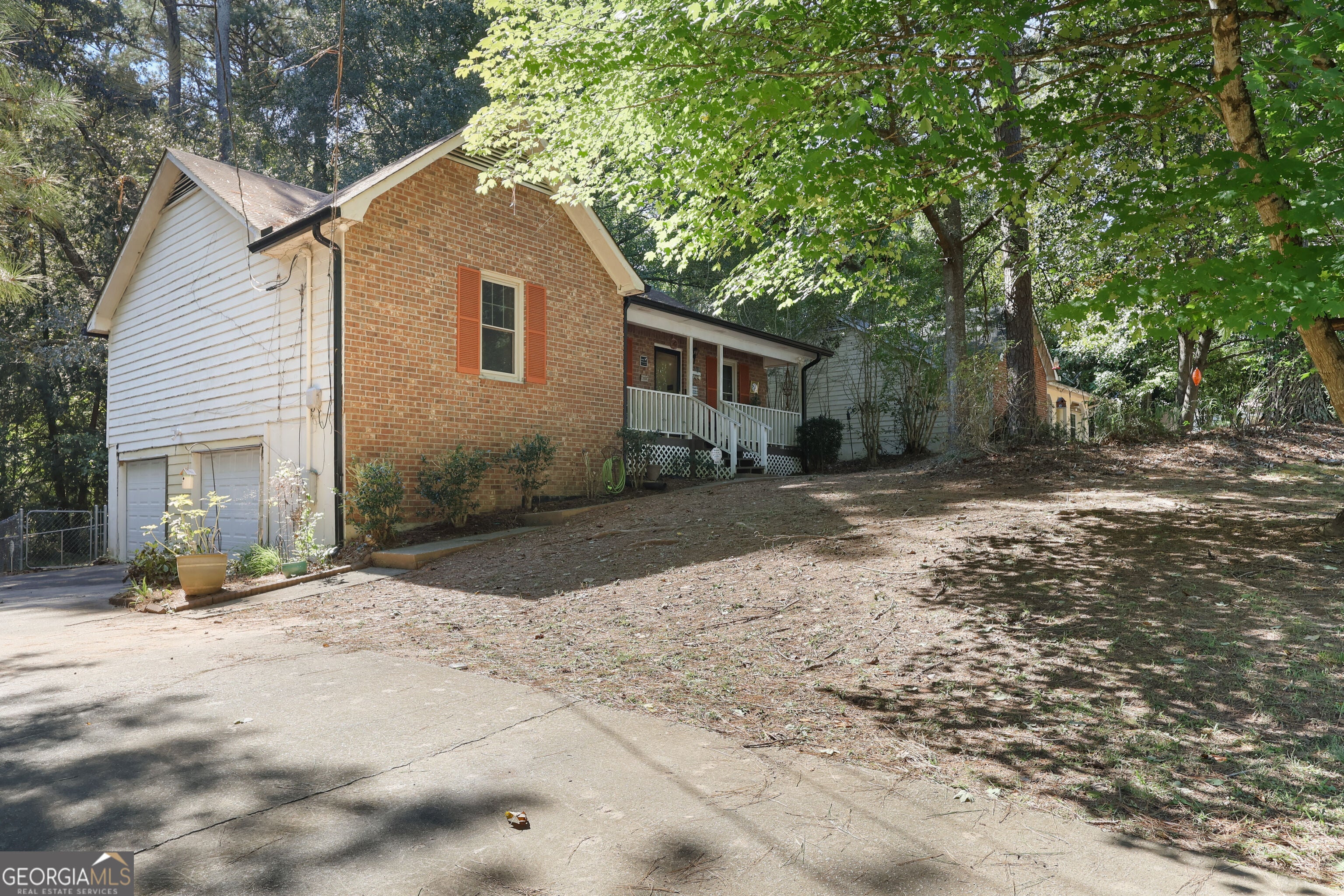 1643 Hearthstone WAY