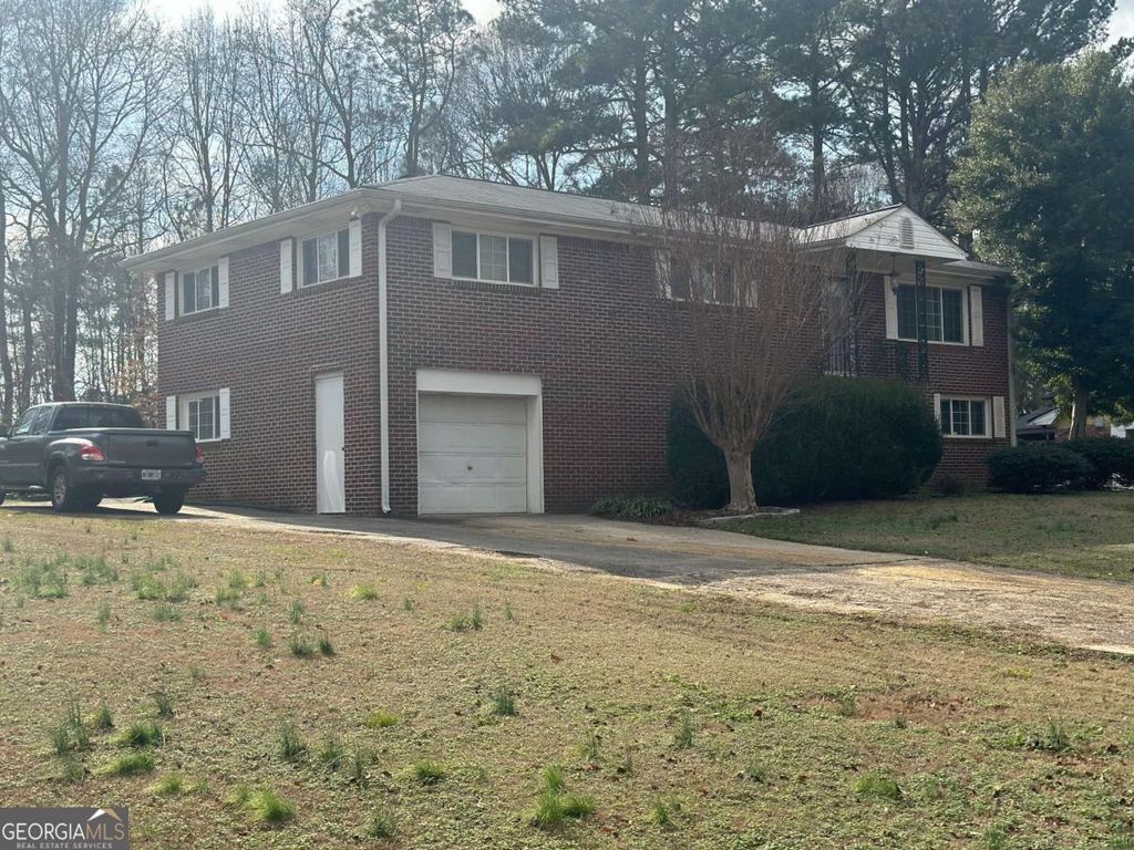 Photo of 1915 Cox Drive, Austell, GA 30168 (MLS # 10696818)