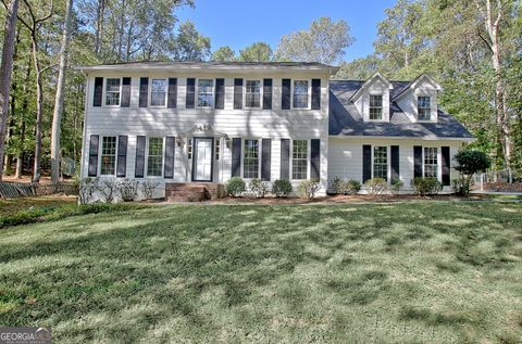 130 Benjamin CIR Fayetteville GA 30214
