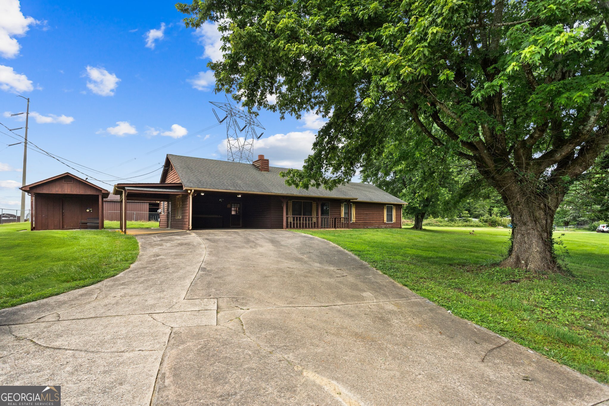 3105 Hamilton Mill RD