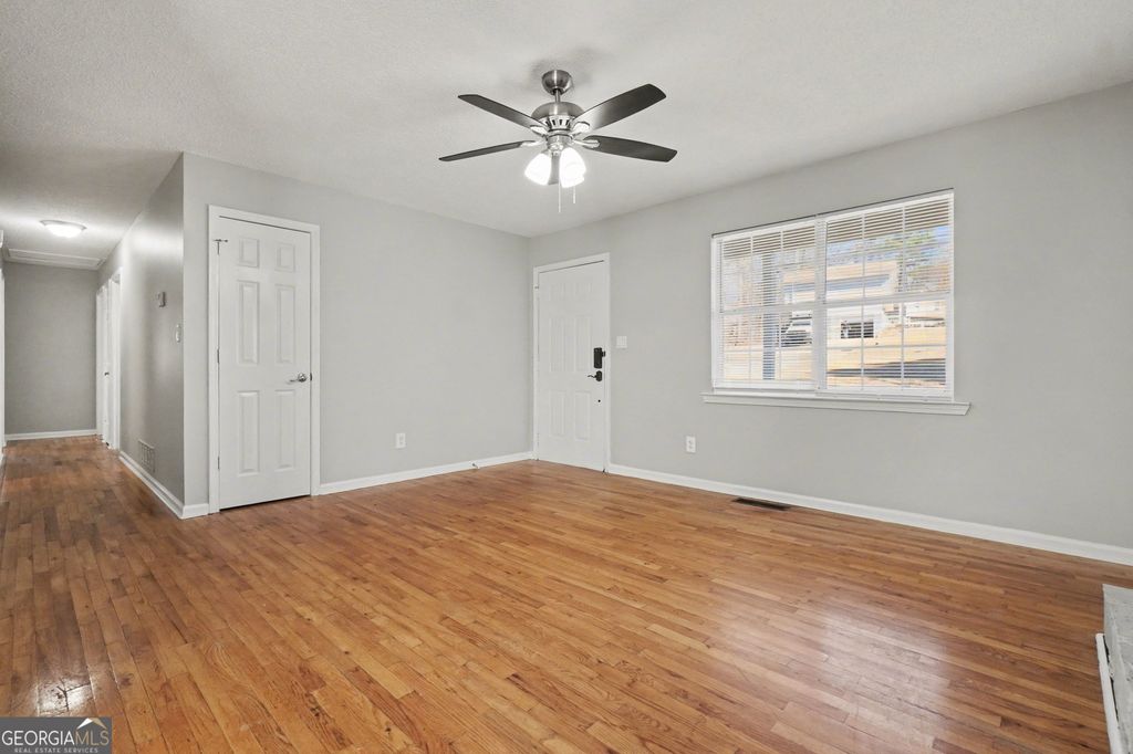 Photo of 557 Davis Mill Drive, Dallas, GA 30157 (MLS # 10688110)