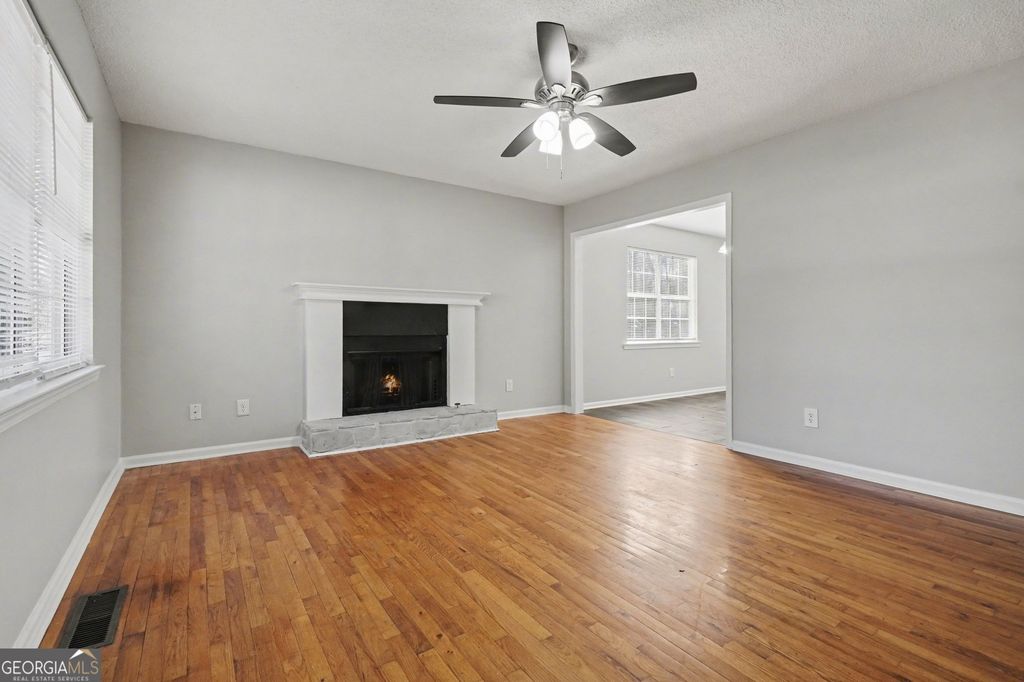 Photo of 557 Davis Mill Drive, Dallas, GA 30157 (MLS # 10688110)