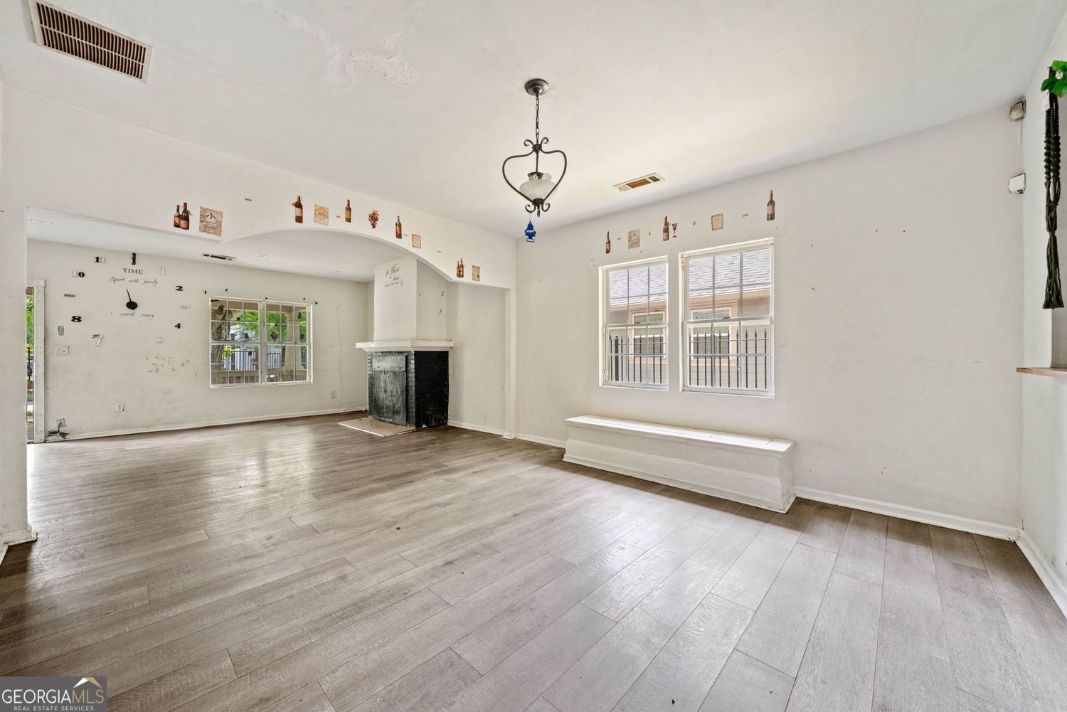 Atlanta, Georgia 30314, United States, 3 Bedrooms Bedrooms, ,2 BathroomsBathrooms,Residential,Active,123687