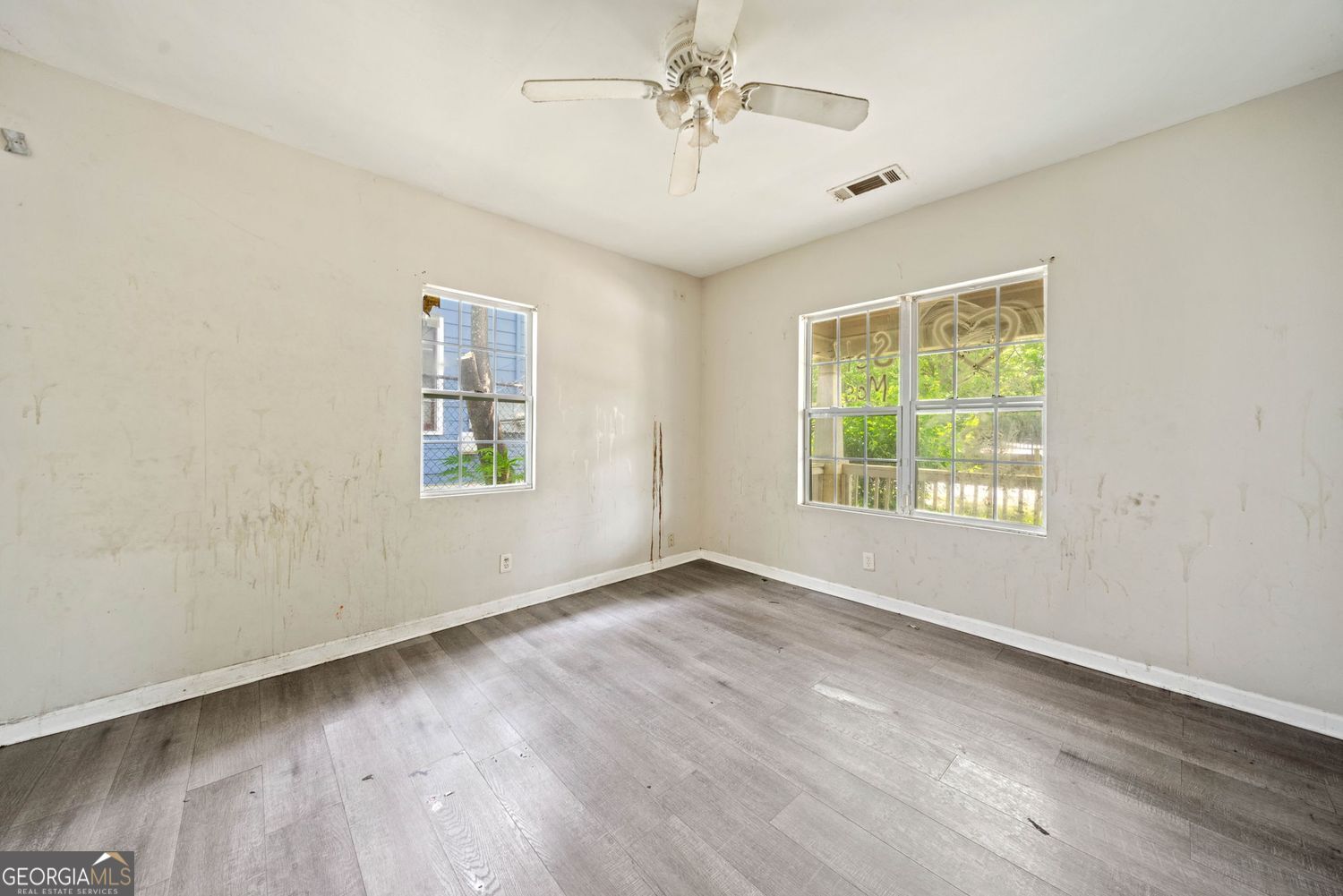 Atlanta, Georgia 30314, United States, 3 Bedrooms Bedrooms, ,2 BathroomsBathrooms,Residential,Active,123687