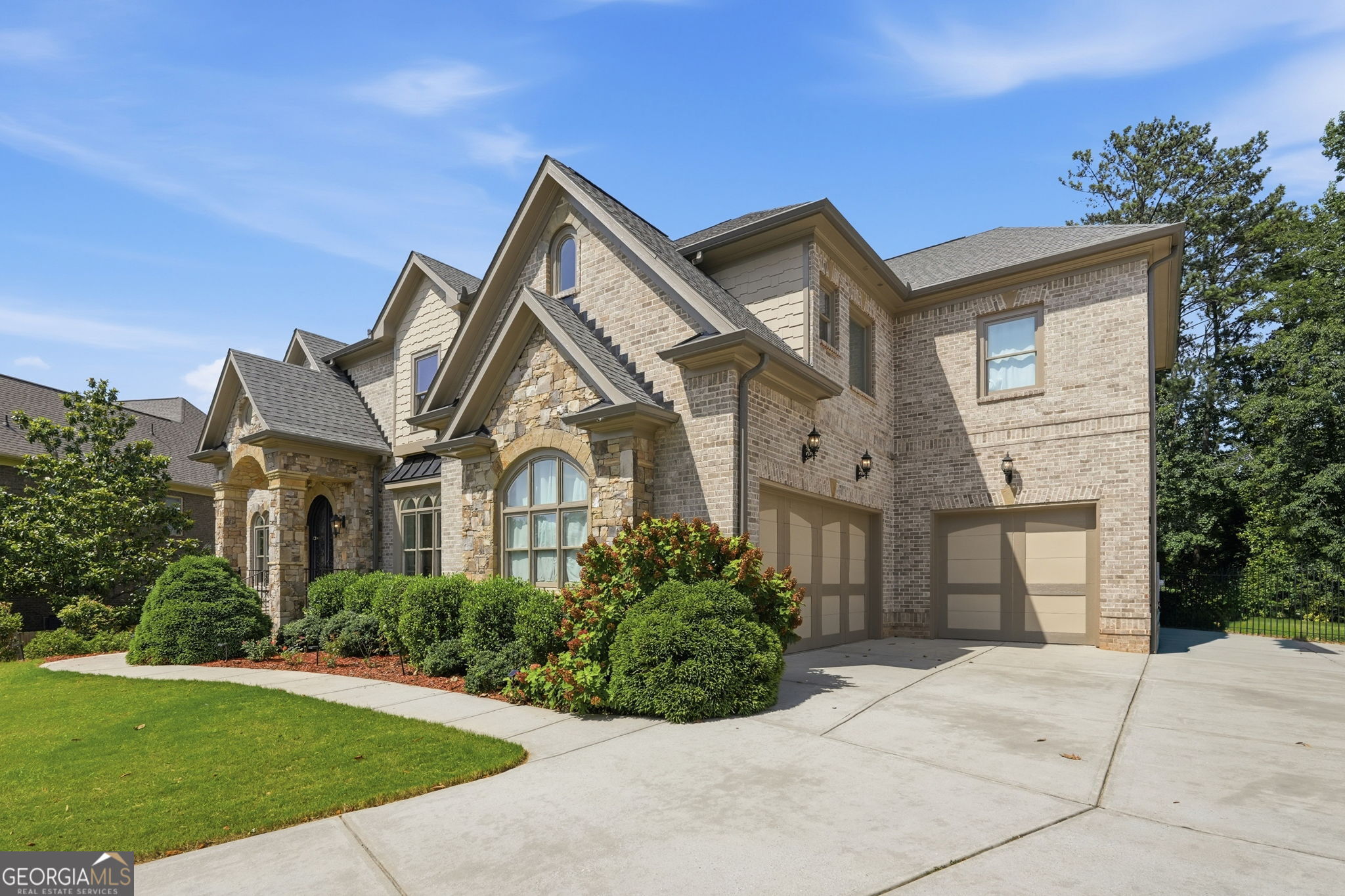 4050 Oak Forest CIR
