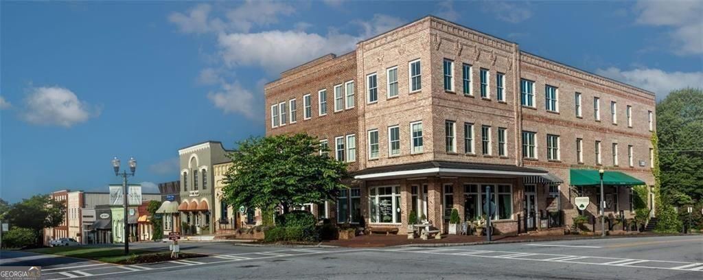 Senoia, Georgia 30276, United States, 3 Bedrooms Bedrooms, ,4 BathroomsBathrooms,Residential,Active,231074