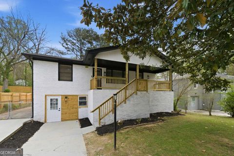 Photo of 625 Church Street NW, Atlanta, GA 30318 (MLS # 10721991)