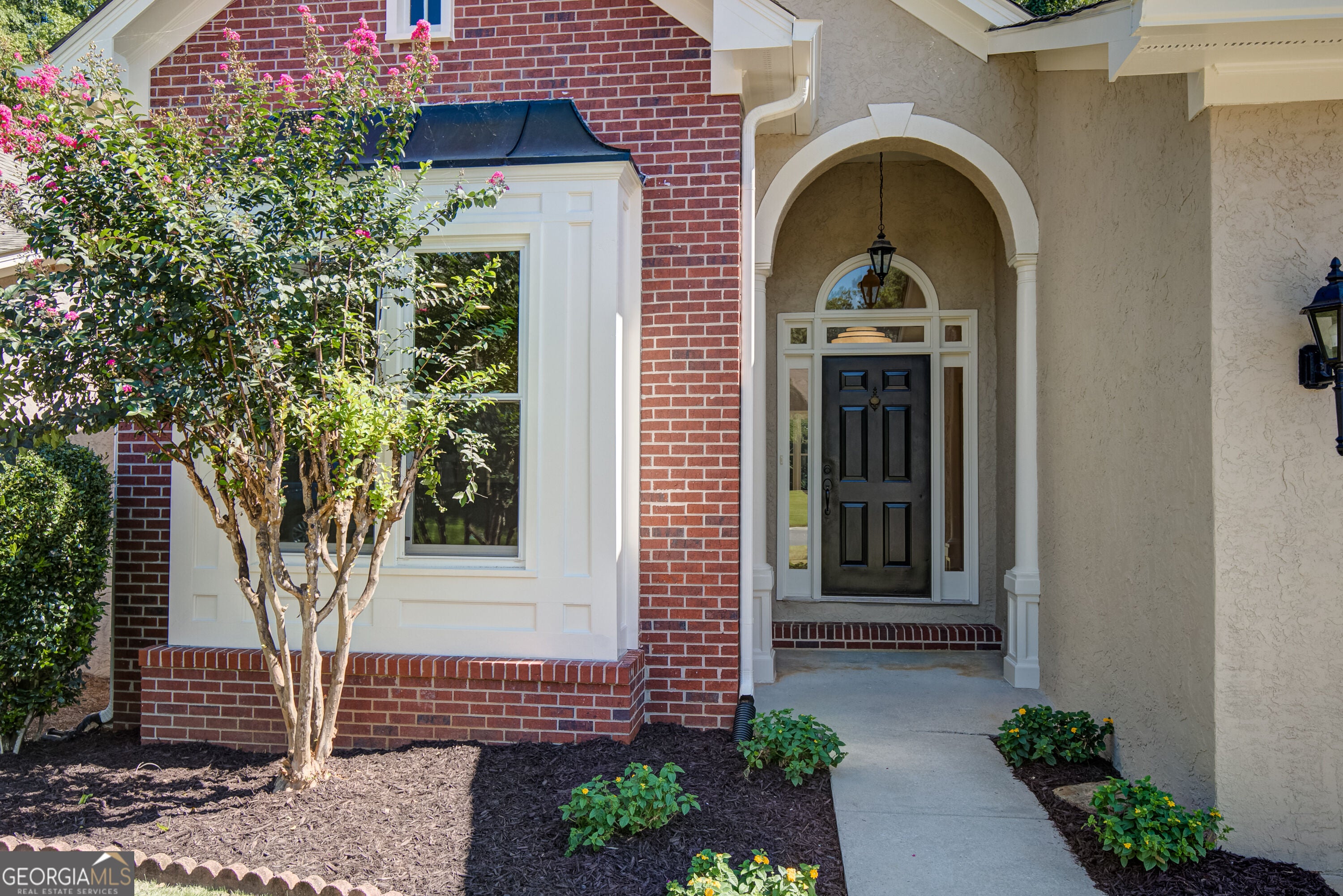 121 Augusta DR