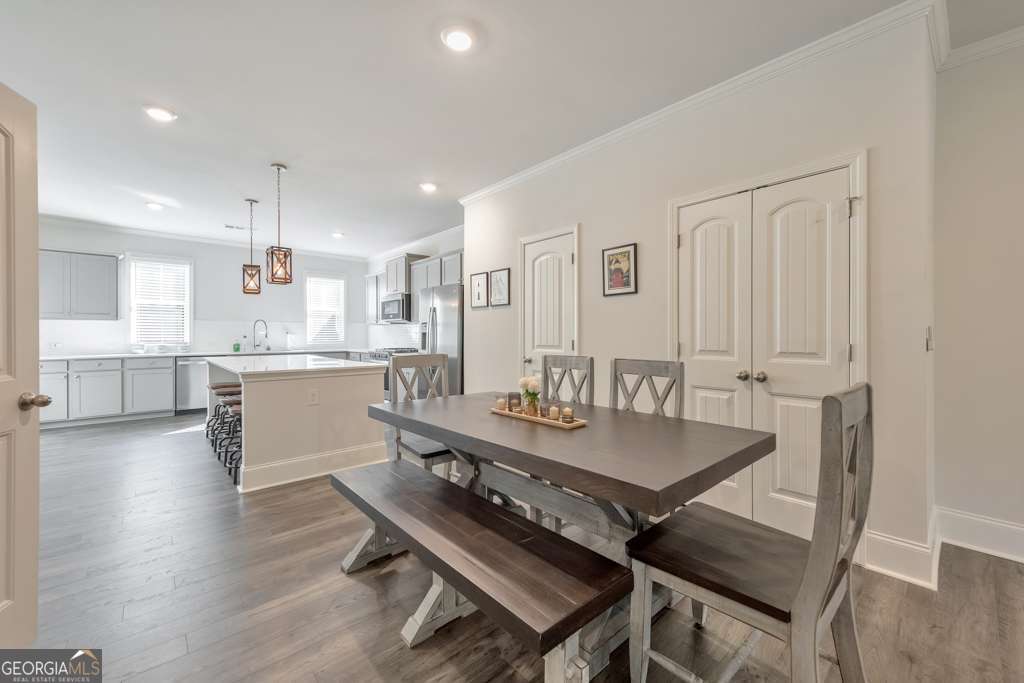 Towne Lake Hills - Residential