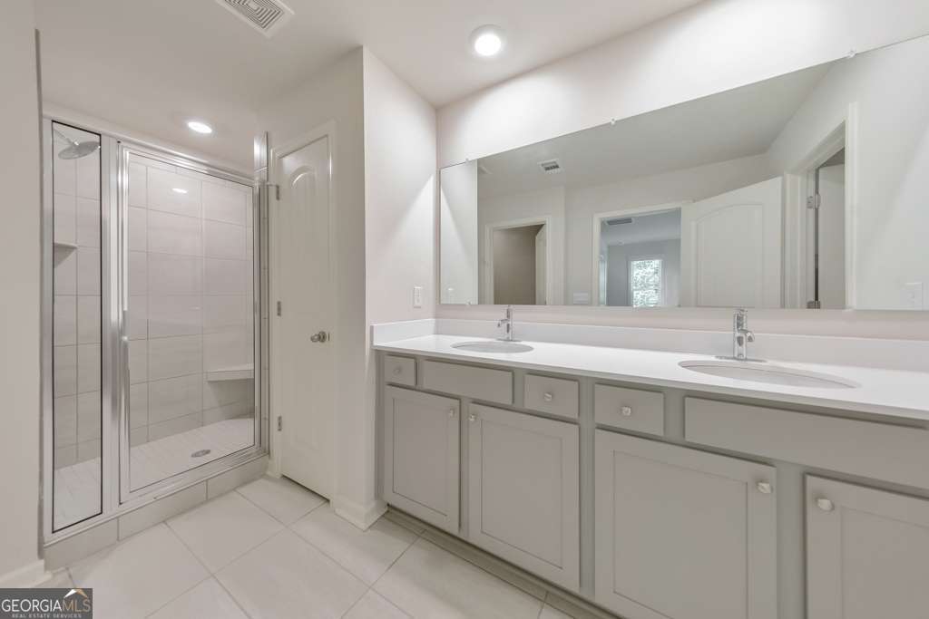 Towne Lake Hills - Residential