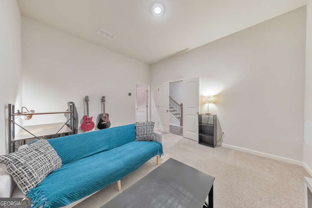 Towne Lake Hills - Residential