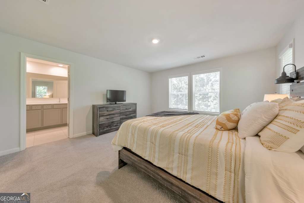 Towne Lake Hills - Residential