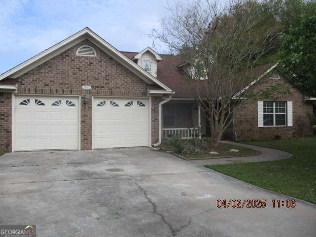 listing image 0