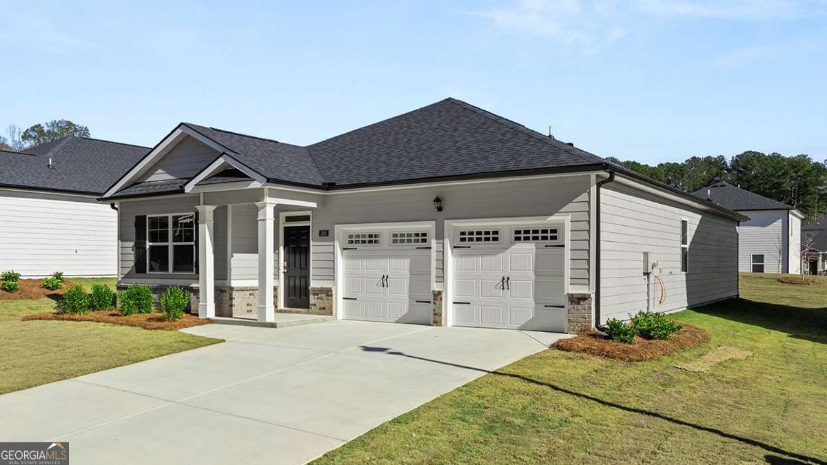 306 Friendship Oak WAY