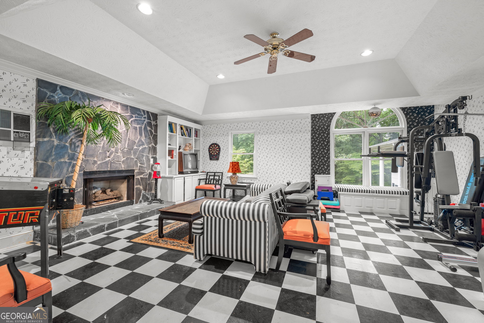 Pine Ridge Point - Residential