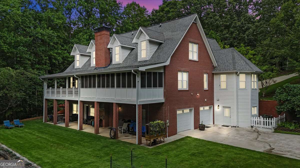 Falls of Cherokee - Residential