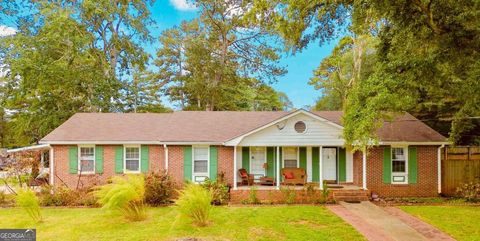 5524 Laurel LN NW Lilburn GA 30047