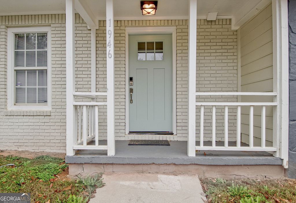 Photo of 1946 Cornell Way, Morrow, GA 30260 (MLS # 10655661)