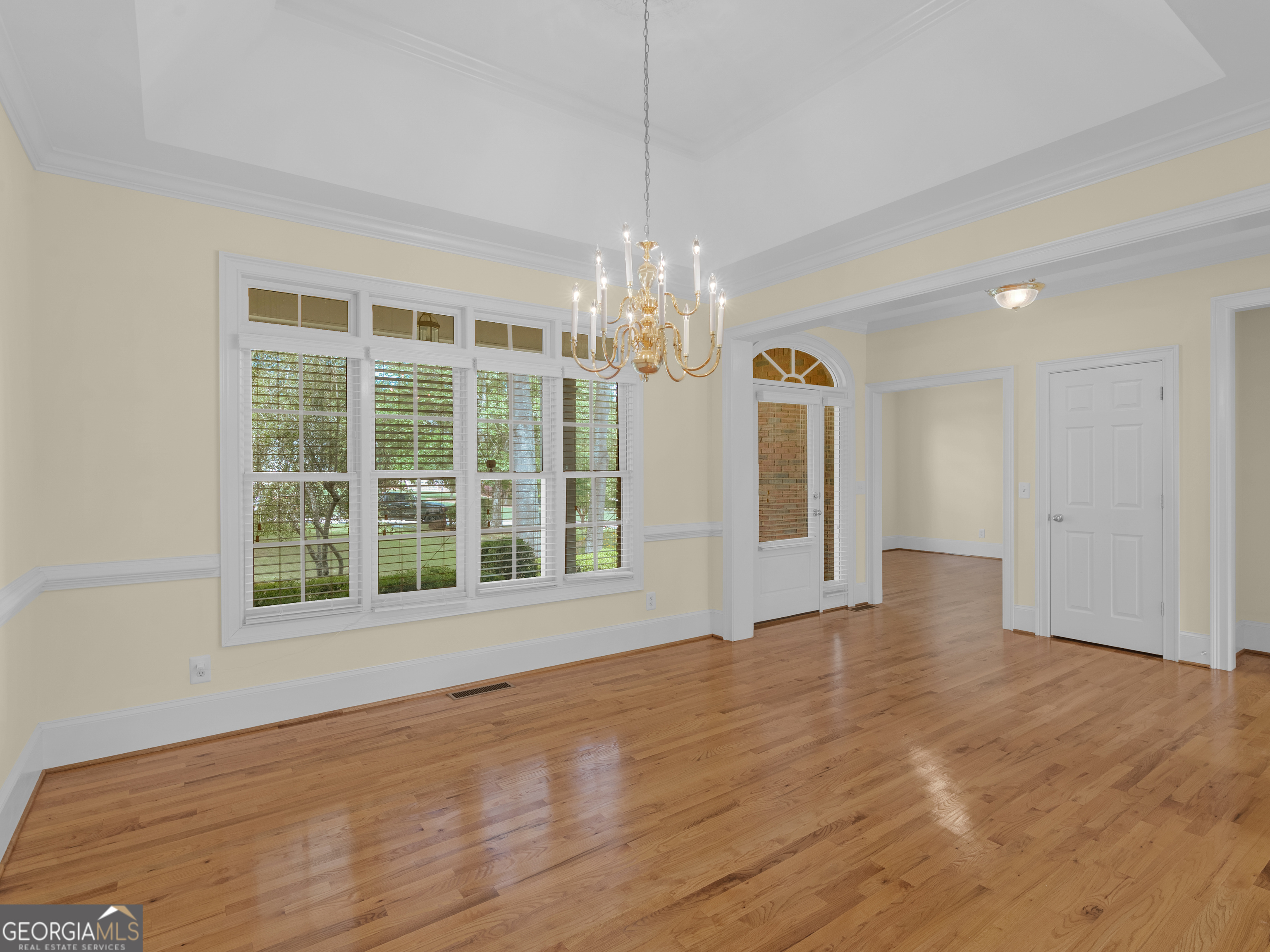 214 Cheshire DR