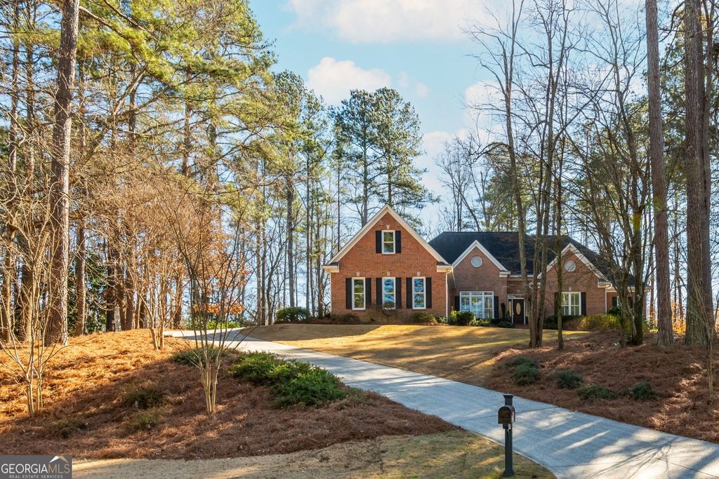 Photo of 530 Kings County Court, Milton, GA 30004 (MLS # 10698048)
