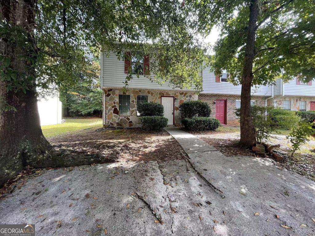 Photo of 4001 Laurie Jo Drive SW, Marietta, GA 30008 (MLS # 10812781)