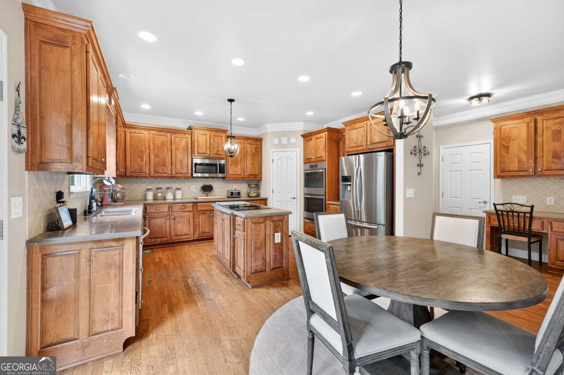 1380 Turtle Dove LN