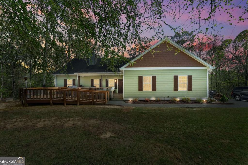 Photo of 334 Old White Oak Trail, Dawsonville, GA 30534 (MLS # 10742487)