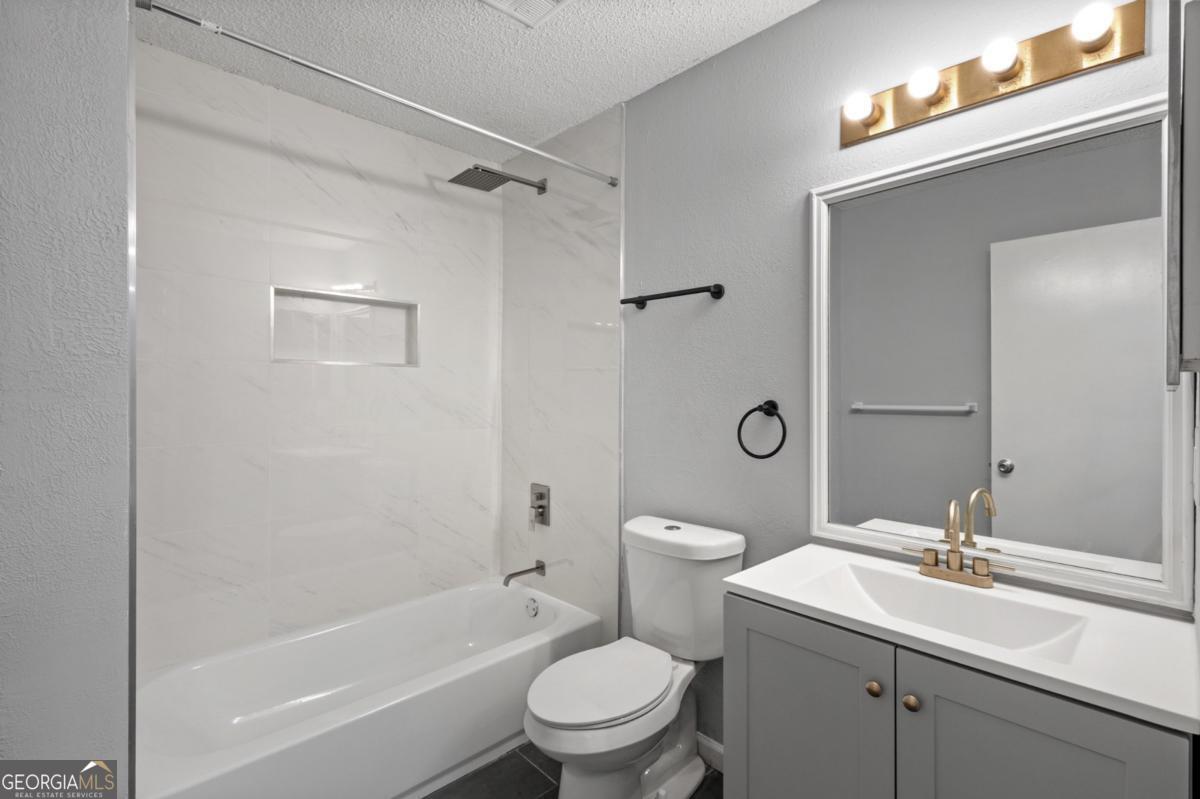 1502 Huntingdon Chase