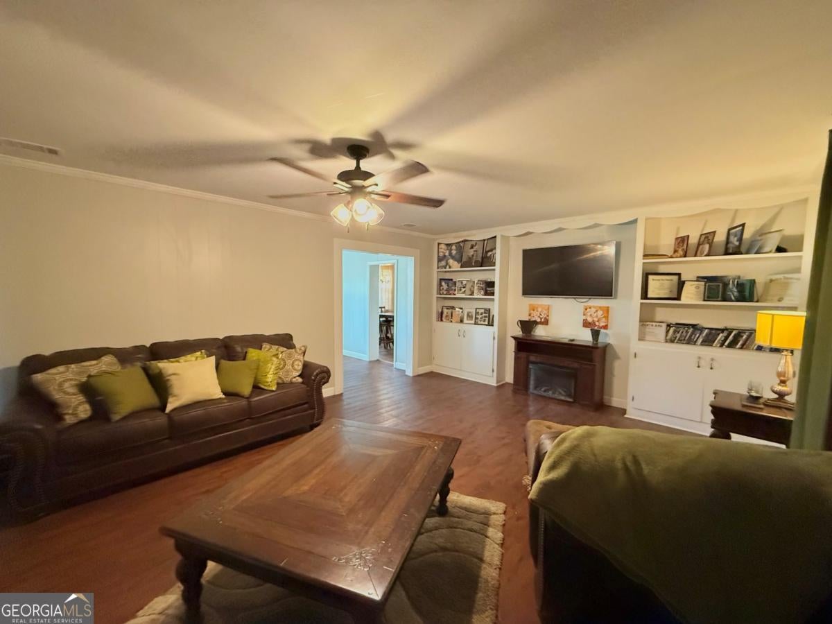44 Kersey ST