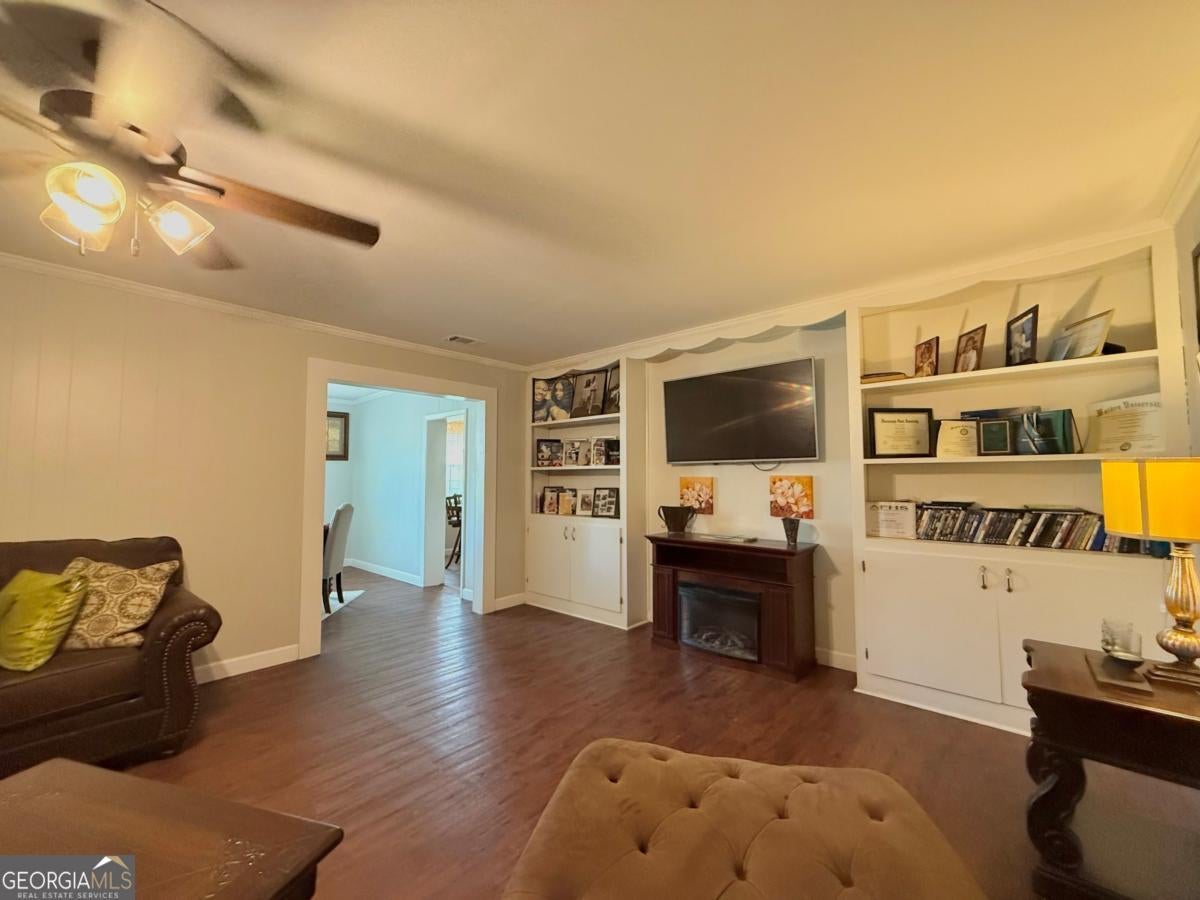 44 Kersey ST