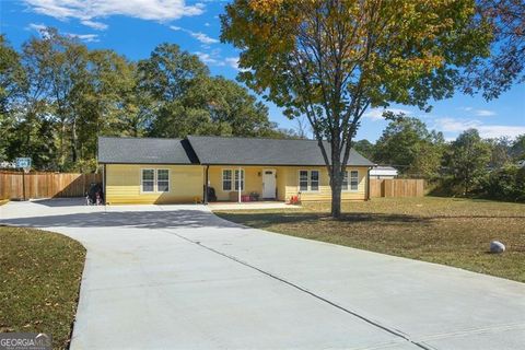 2001 RAYMONDS DR Loganville GA 30052
