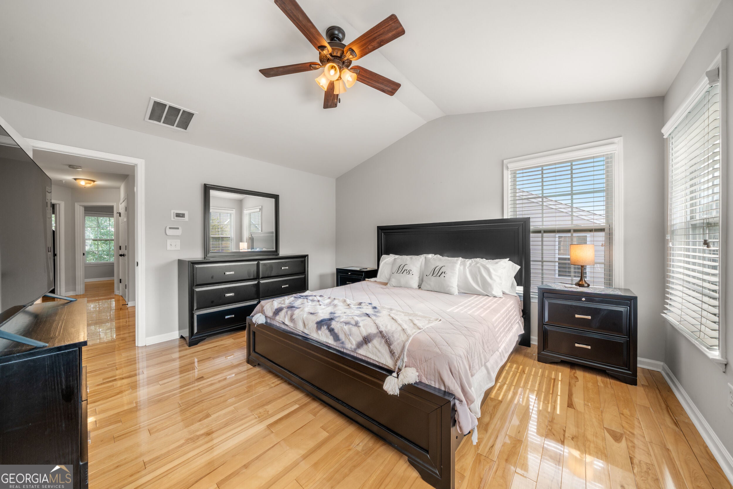 11261 Musette CIR