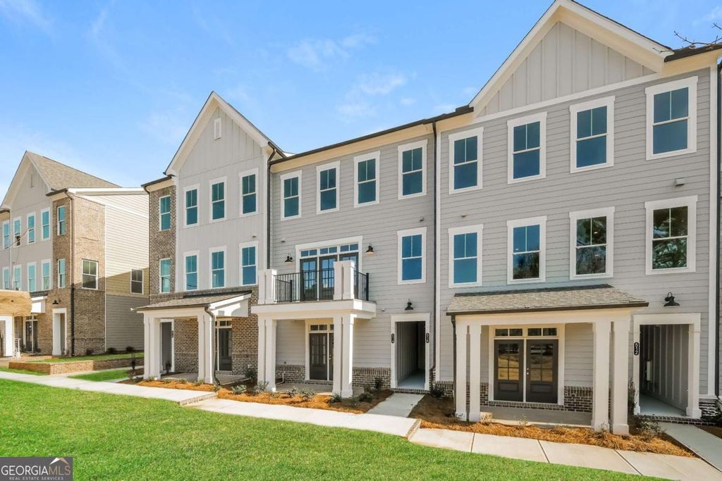 Photo of 514 Alice Way #D15, Cumming, GA 30040 (MLS # 10756529)